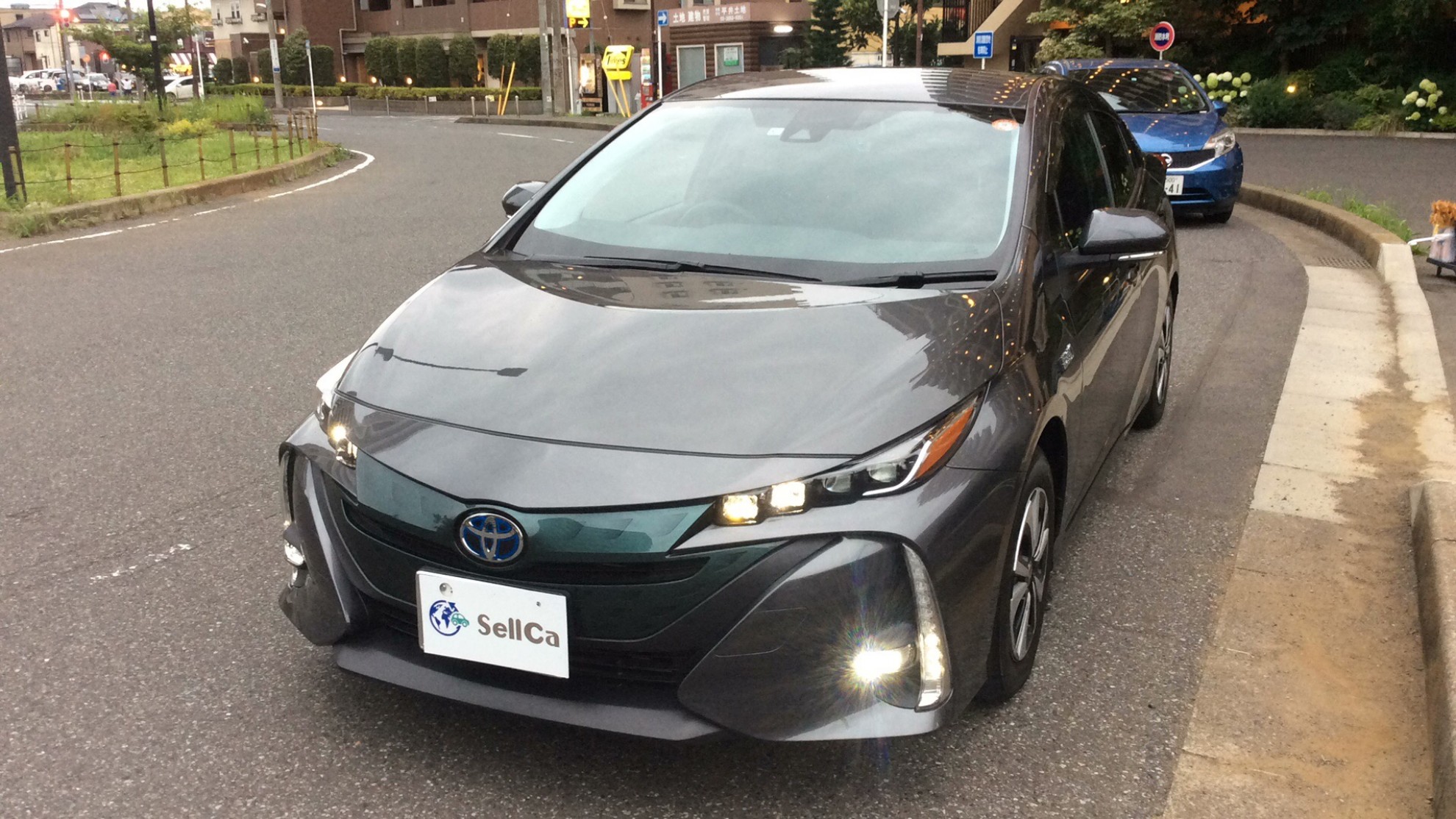 トヨタ プリウスＰＨＶの売買実績画像