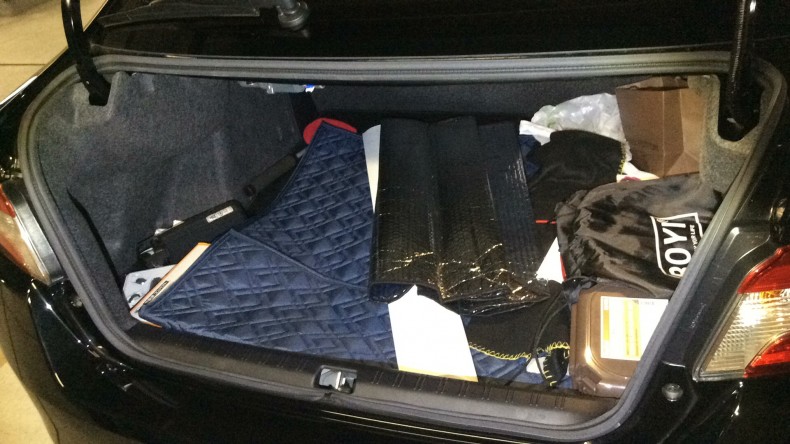 内装トランク