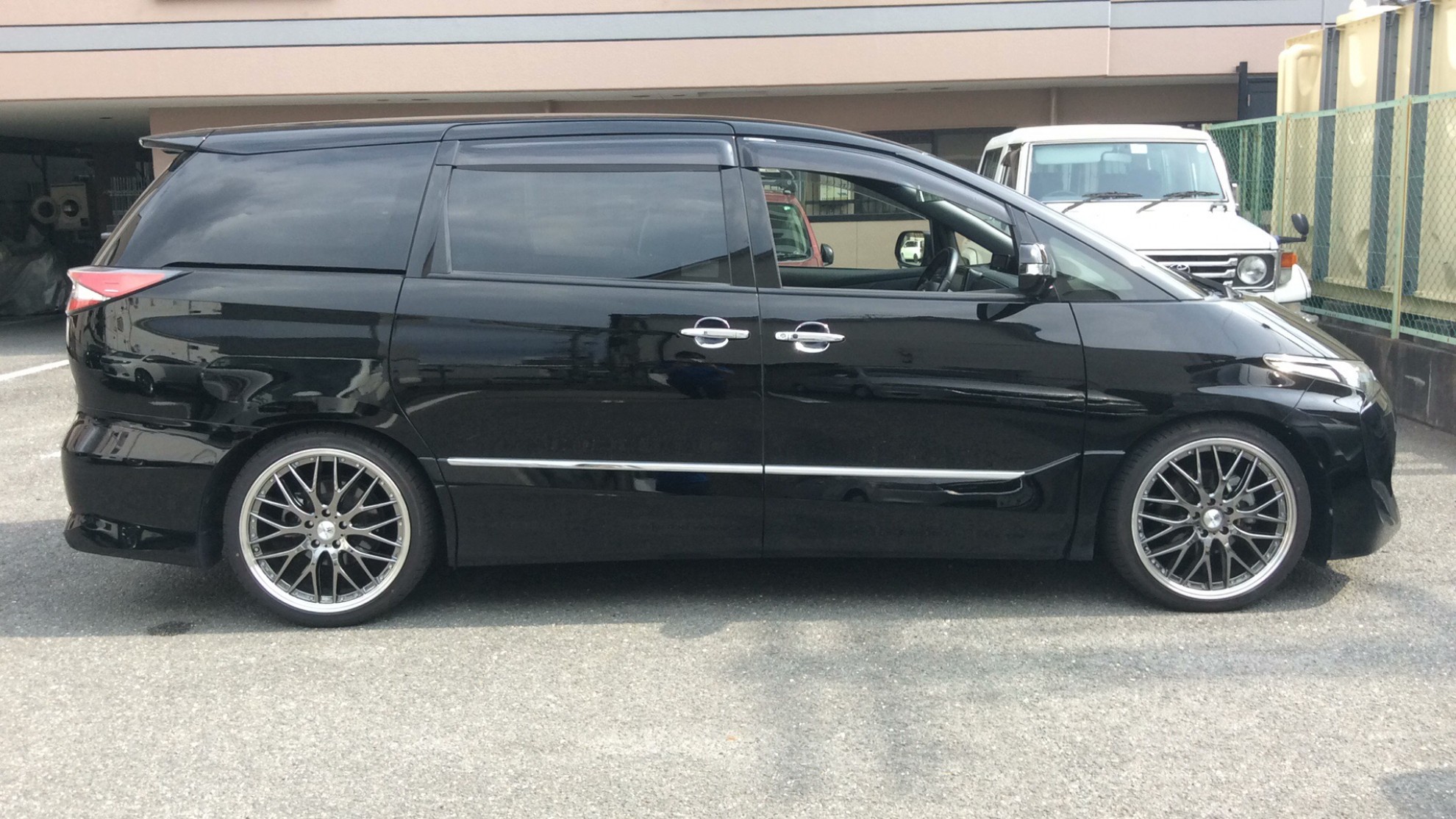 外装右
