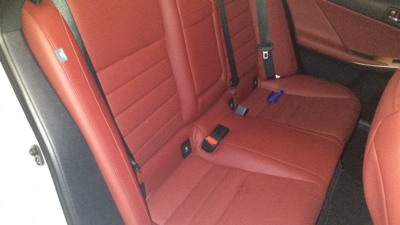 内装後方シート