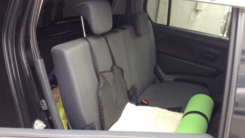 内装後方シート