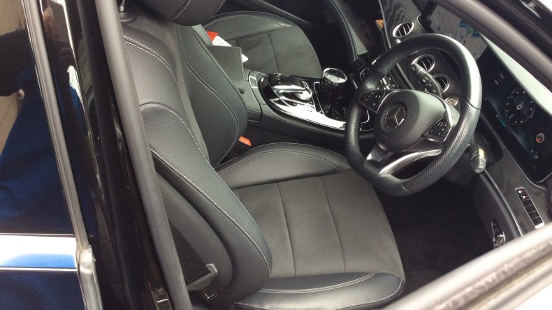 内装前方シート