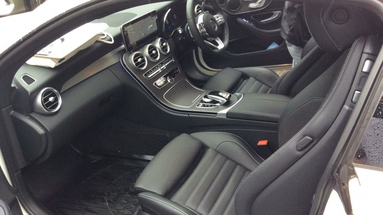 内装前方シート