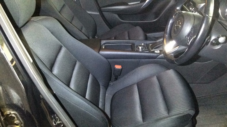 内装前方シート