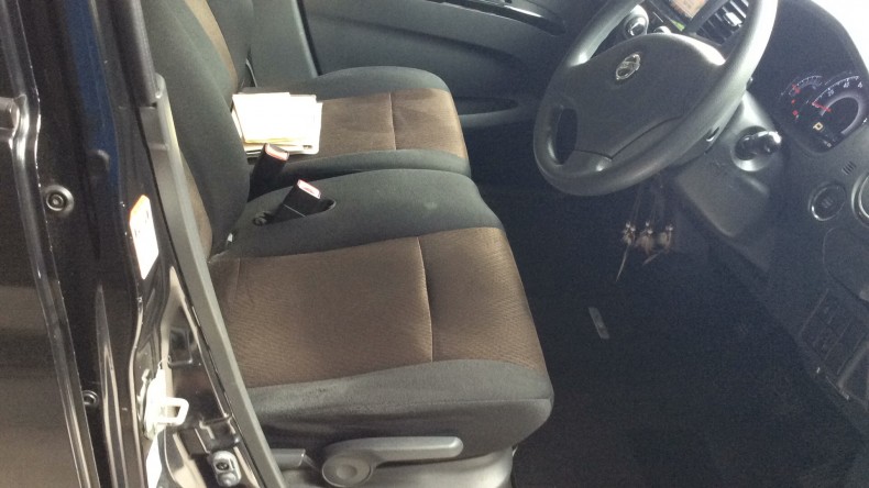 内装前方シート