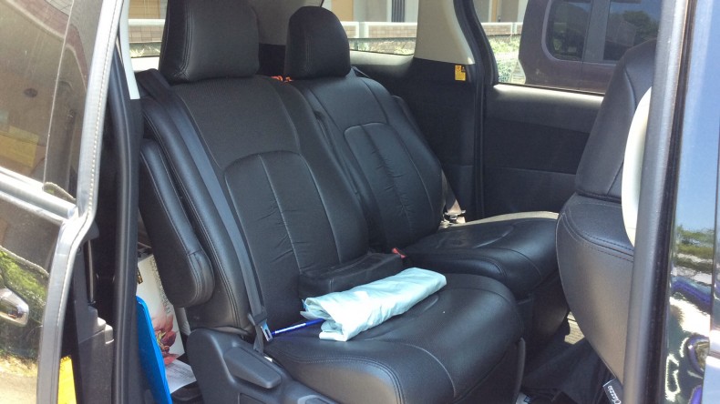 内装後方シート