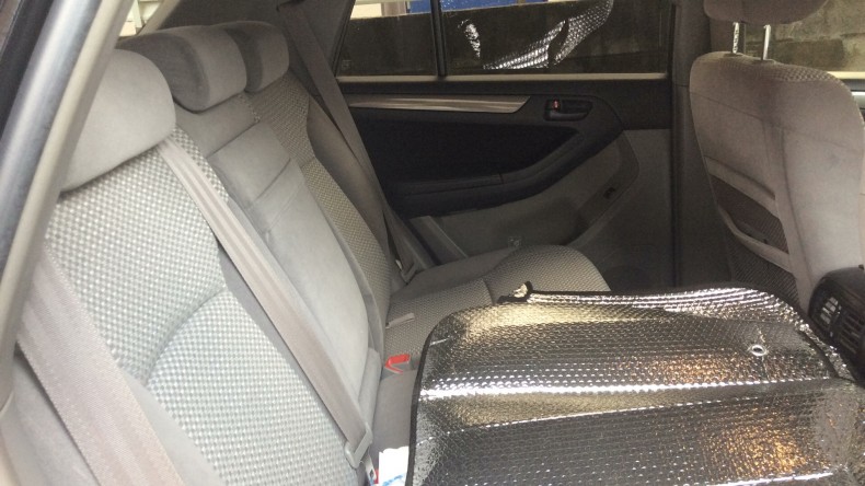 内装後方シート