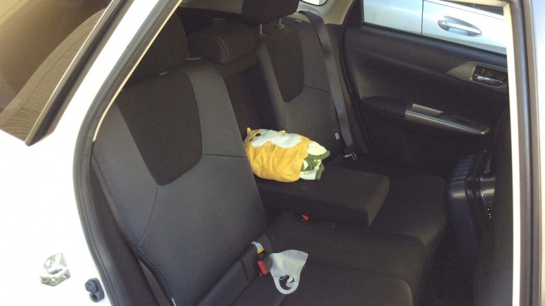 内装後方シート