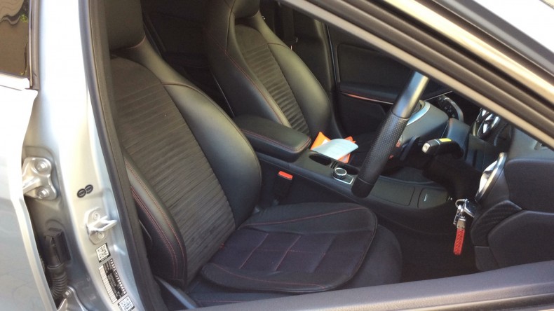 内装前方シート