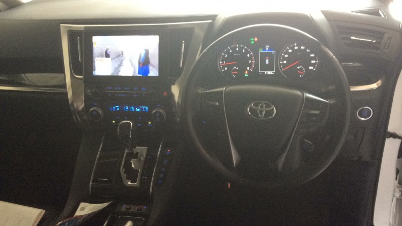 内装インパネ全体