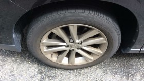 タイヤホイール前