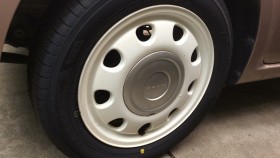 タイヤホイール前