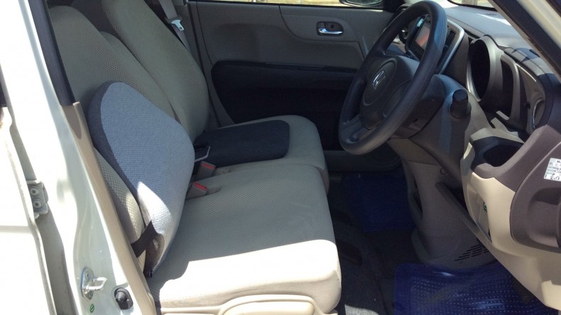 内装前方シート