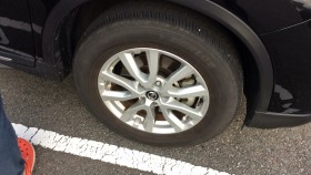 タイヤホイール前