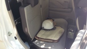 内装後方シート