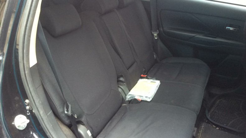 内装後方シート