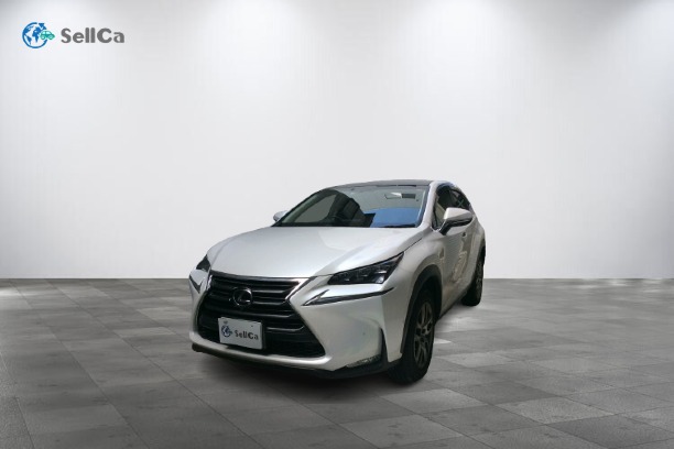 car_main_img