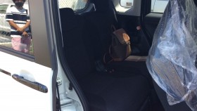 内装後方シート