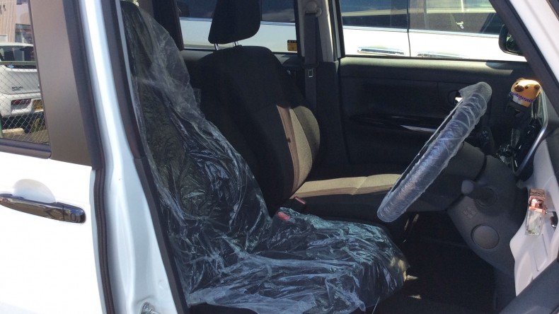 内装前方シート