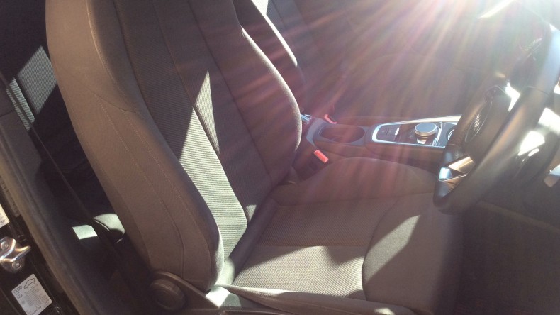 内装前方シート