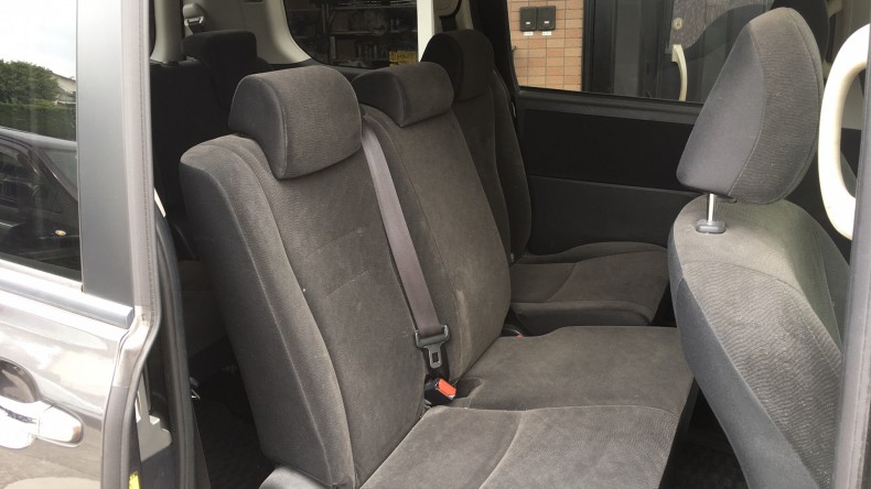 内装後方シート