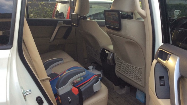 内装後方シート