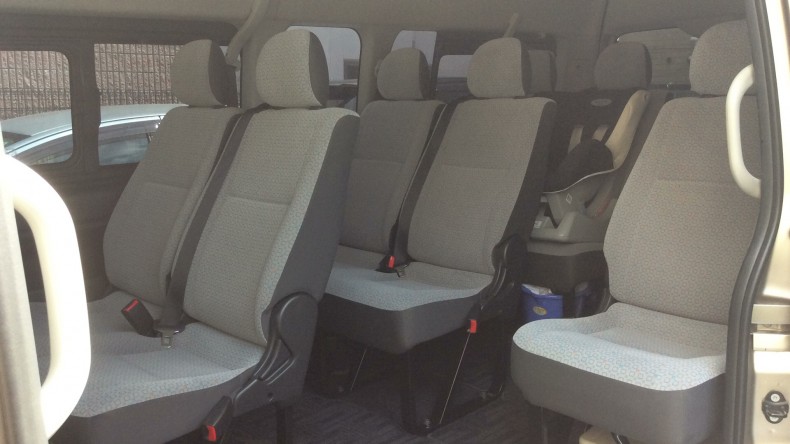 内装後方シート