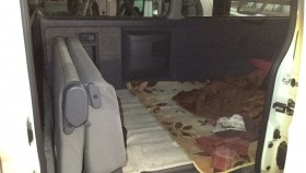 内装後方シート