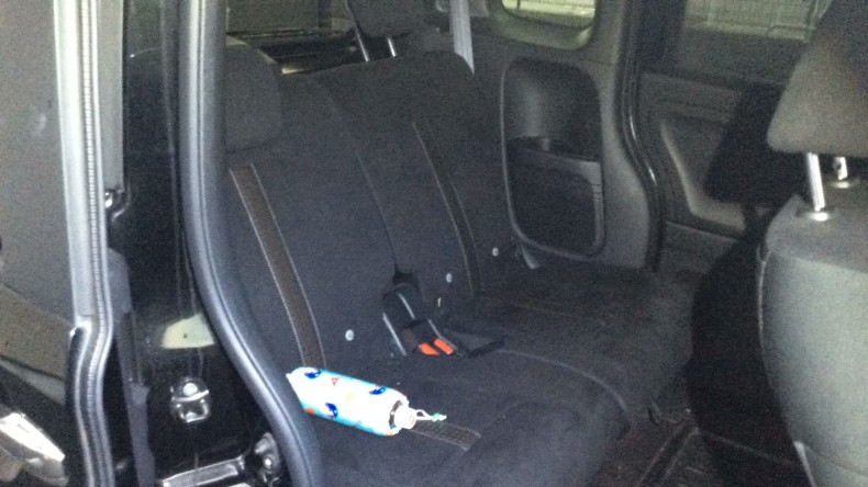 内装後方シート