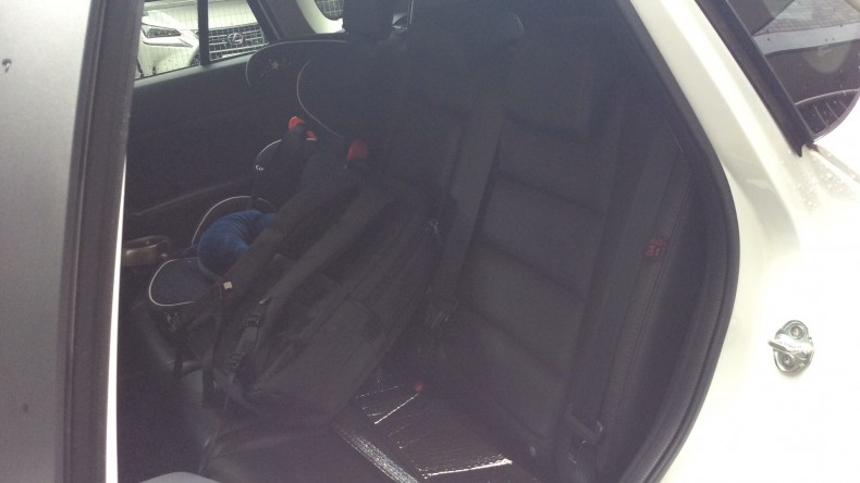 内装後方シート