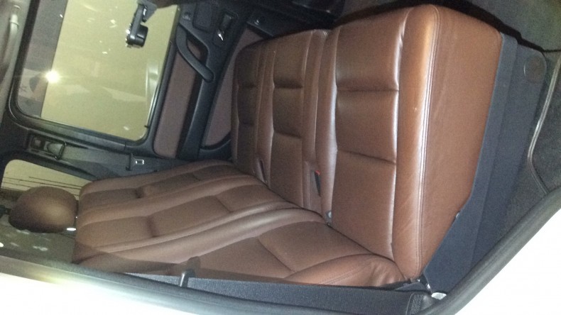 内装後方シート