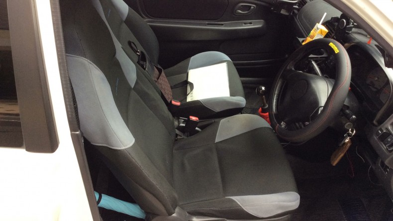 内装前方シート