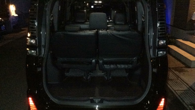 内装トランク