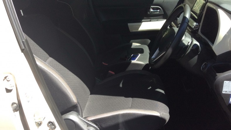 内装前方シート