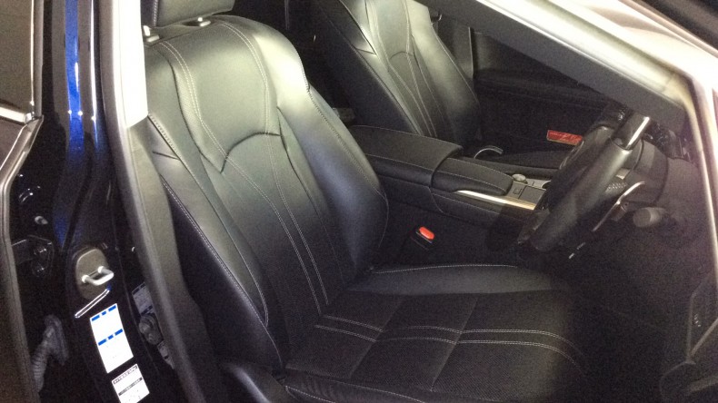 内装前方シート