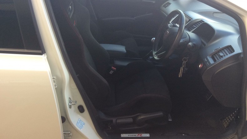 内装前方シート