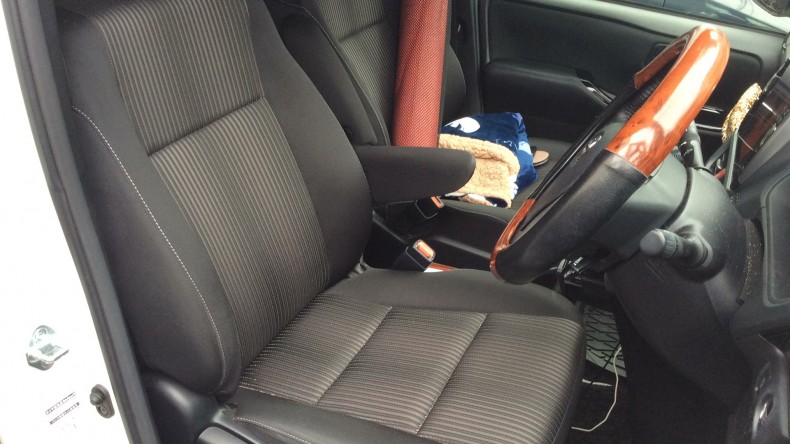 内装前方シート