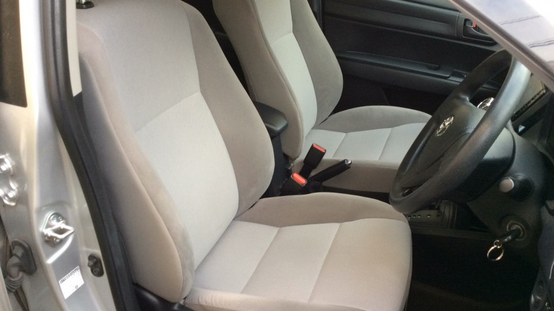 内装前方シート