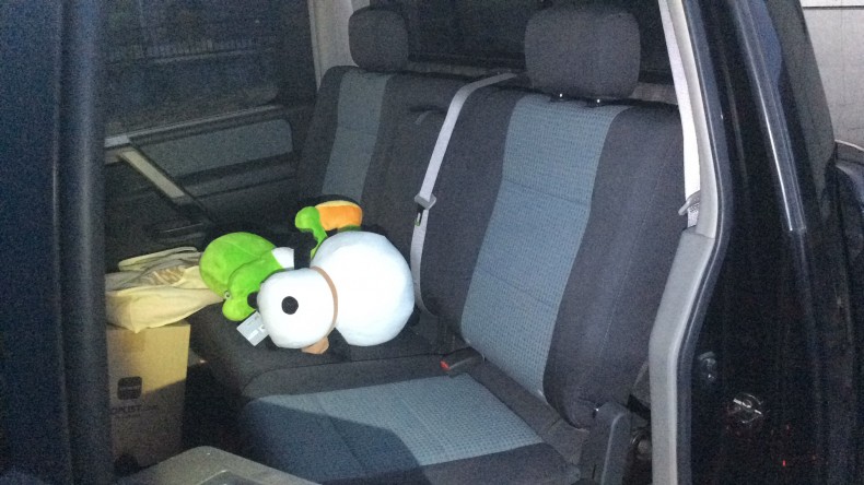 内装後方シート