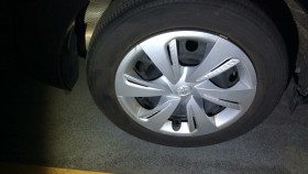 タイヤホイール前