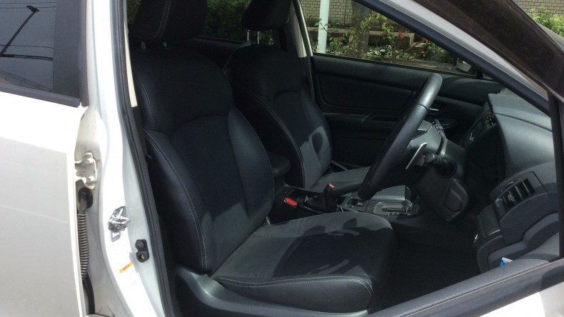 内装前方シート