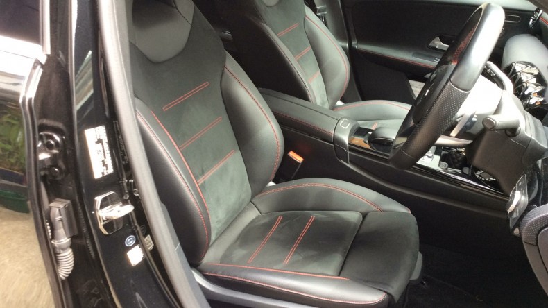 内装前方シート