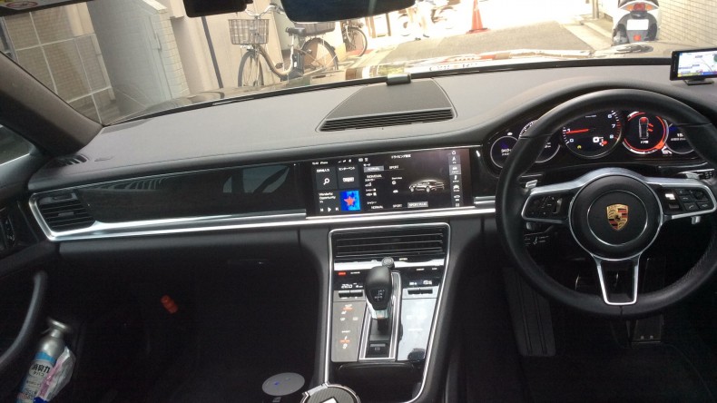 内装インパネ全体