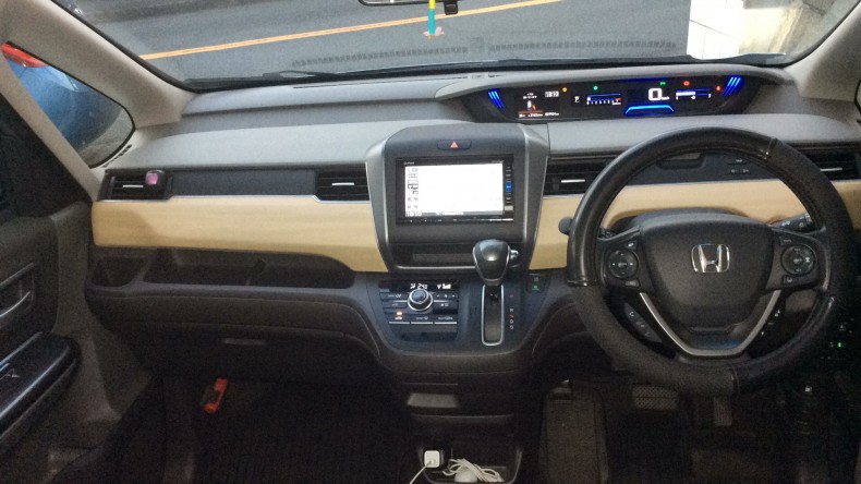 内装インパネ全体