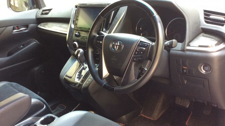 内装インパネ全体