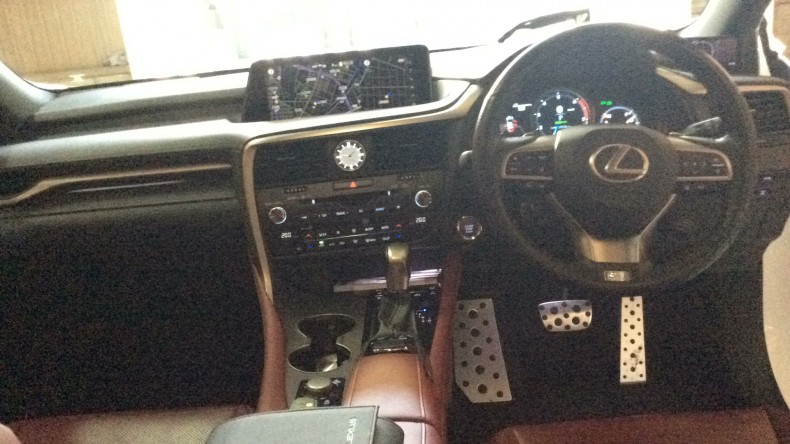 内装インパネ全体