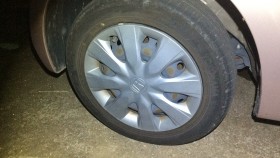 タイヤホイール前