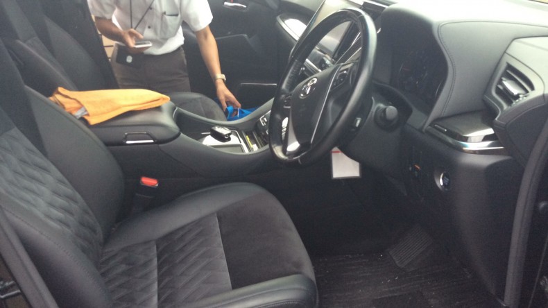 内装前方シート