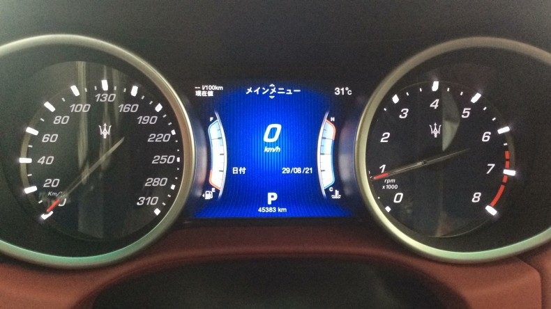 内装メーター