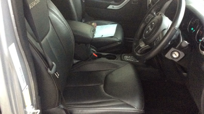 内装前方シート